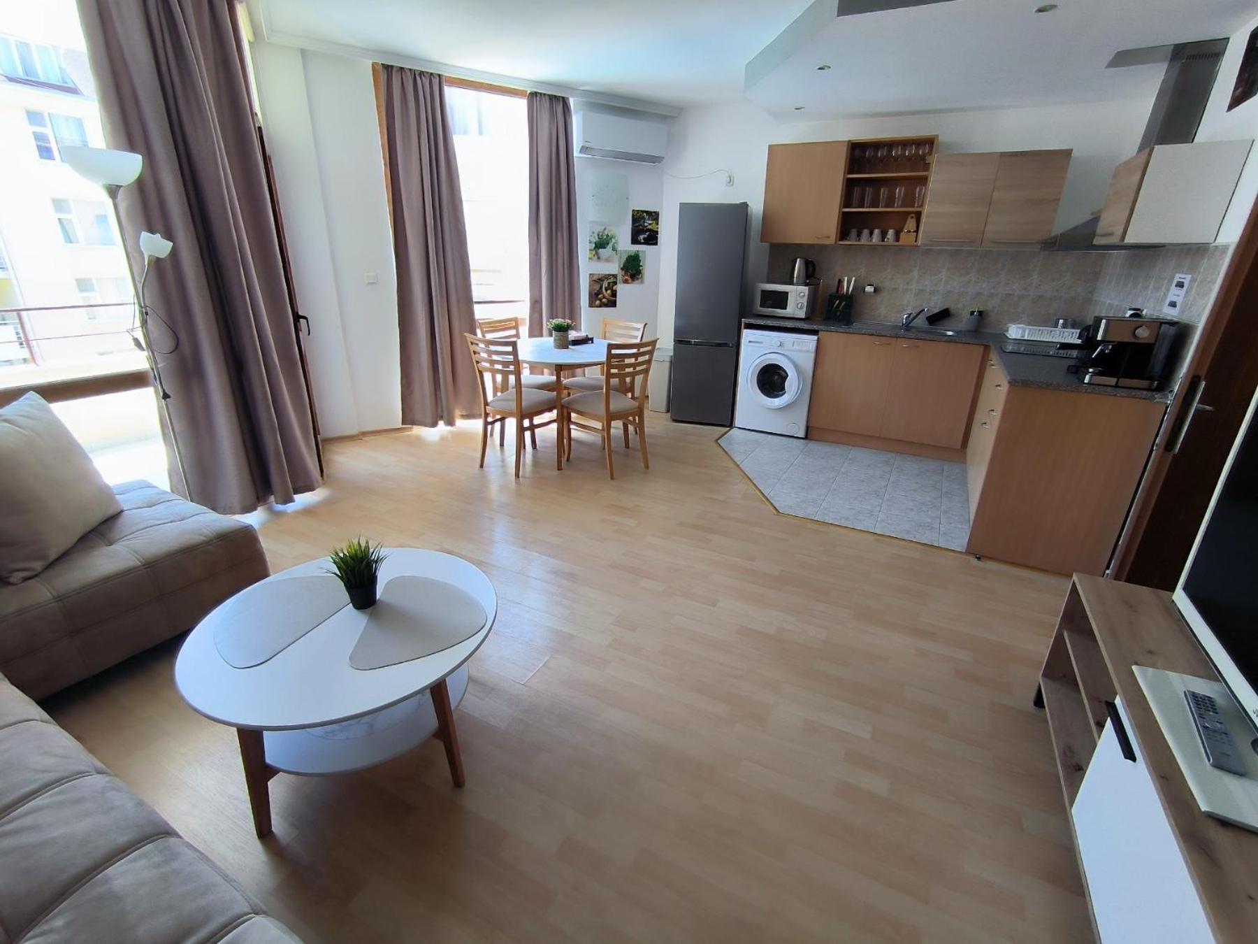 Complex Sands Daire