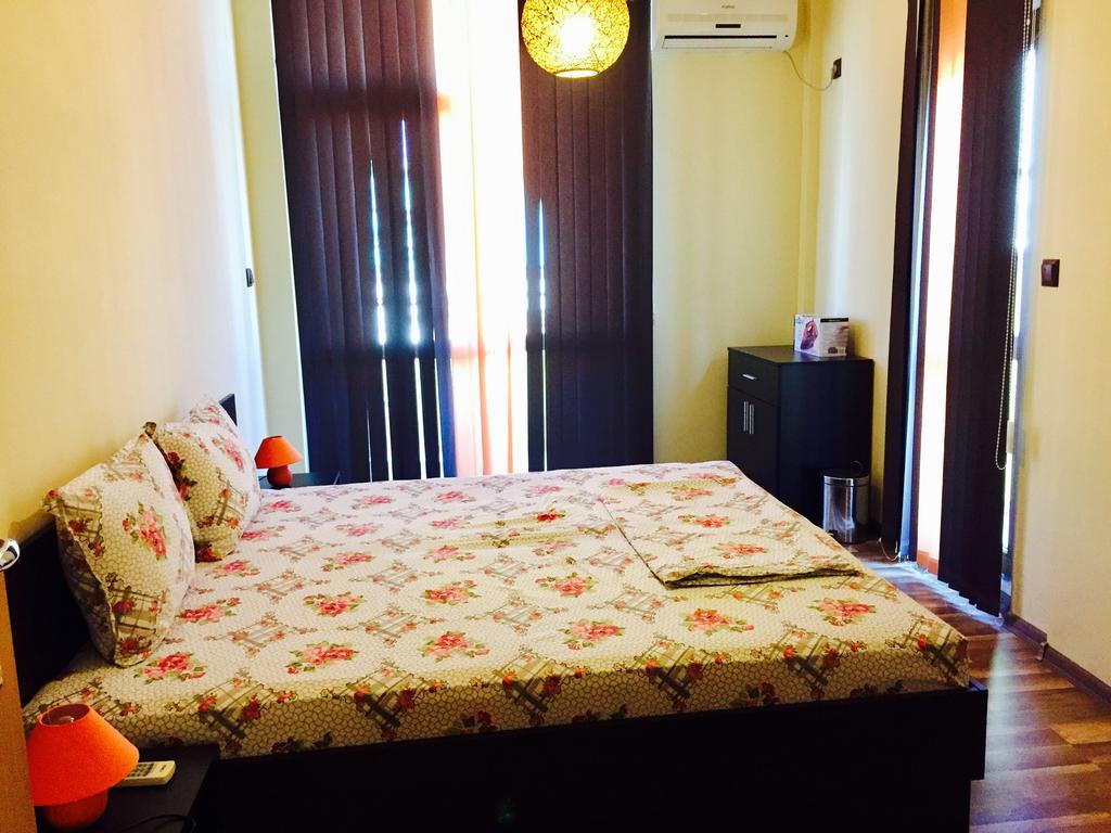 Complex Sands Daire *