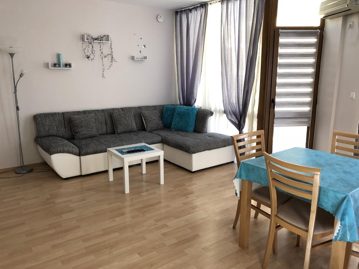 Apartment Complex Sands